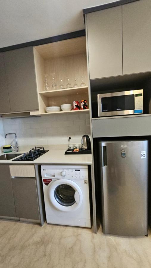 Studio Sea View Apartment At Gold Coast Pik By Mysweethome Jakarta Eksteriør bilde