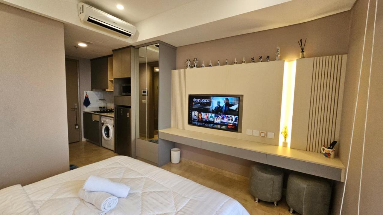 Studio Sea View Apartment At Gold Coast Pik By Mysweethome Jakarta Eksteriør bilde