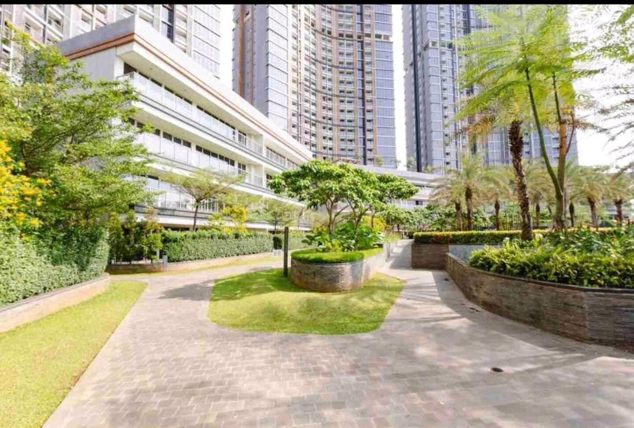 Studio Sea View Apartment At Gold Coast Pik By Mysweethome Jakarta Eksteriør bilde