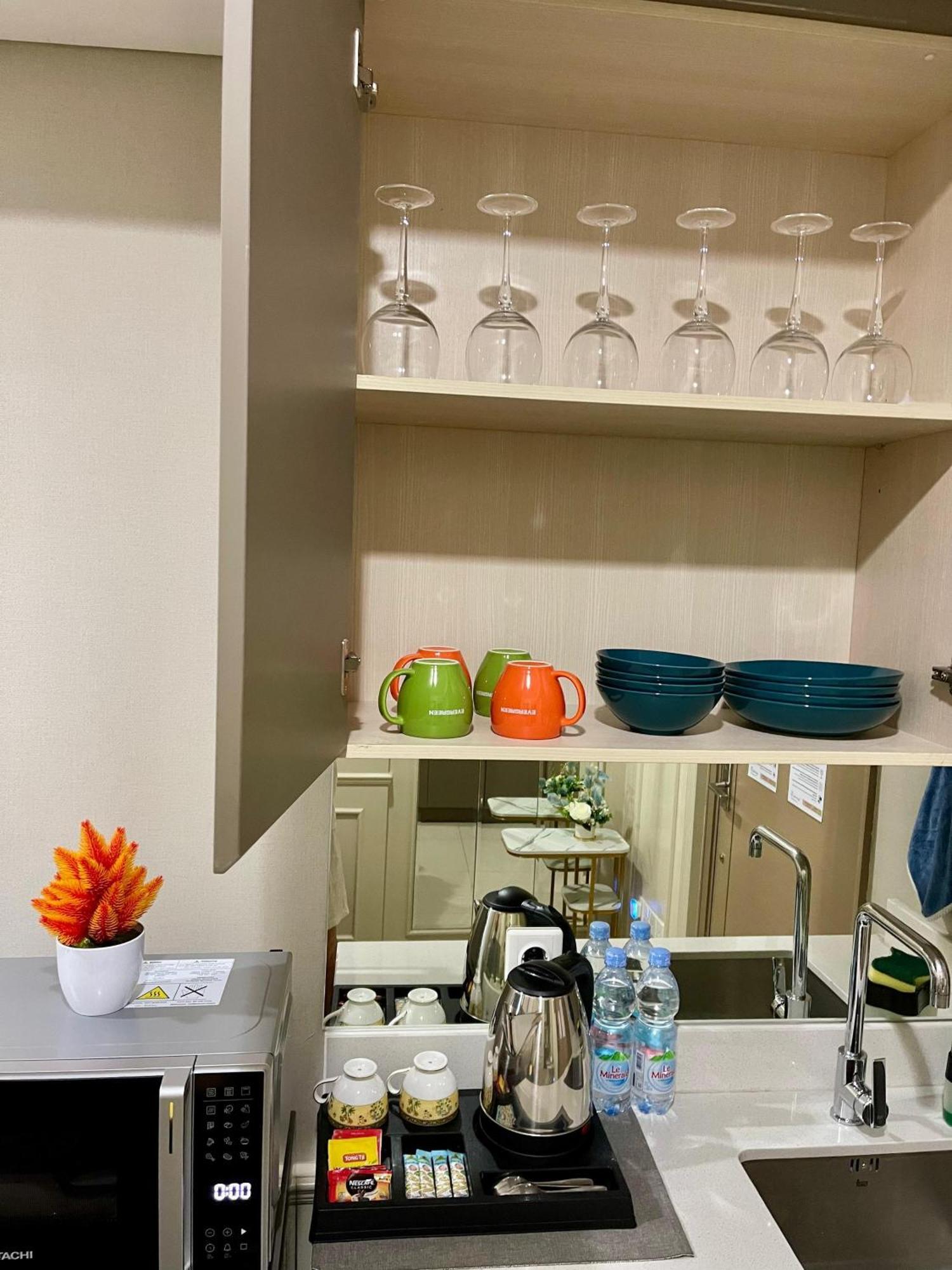 Studio Sea View Apartment At Gold Coast Pik By Mysweethome Jakarta Eksteriør bilde