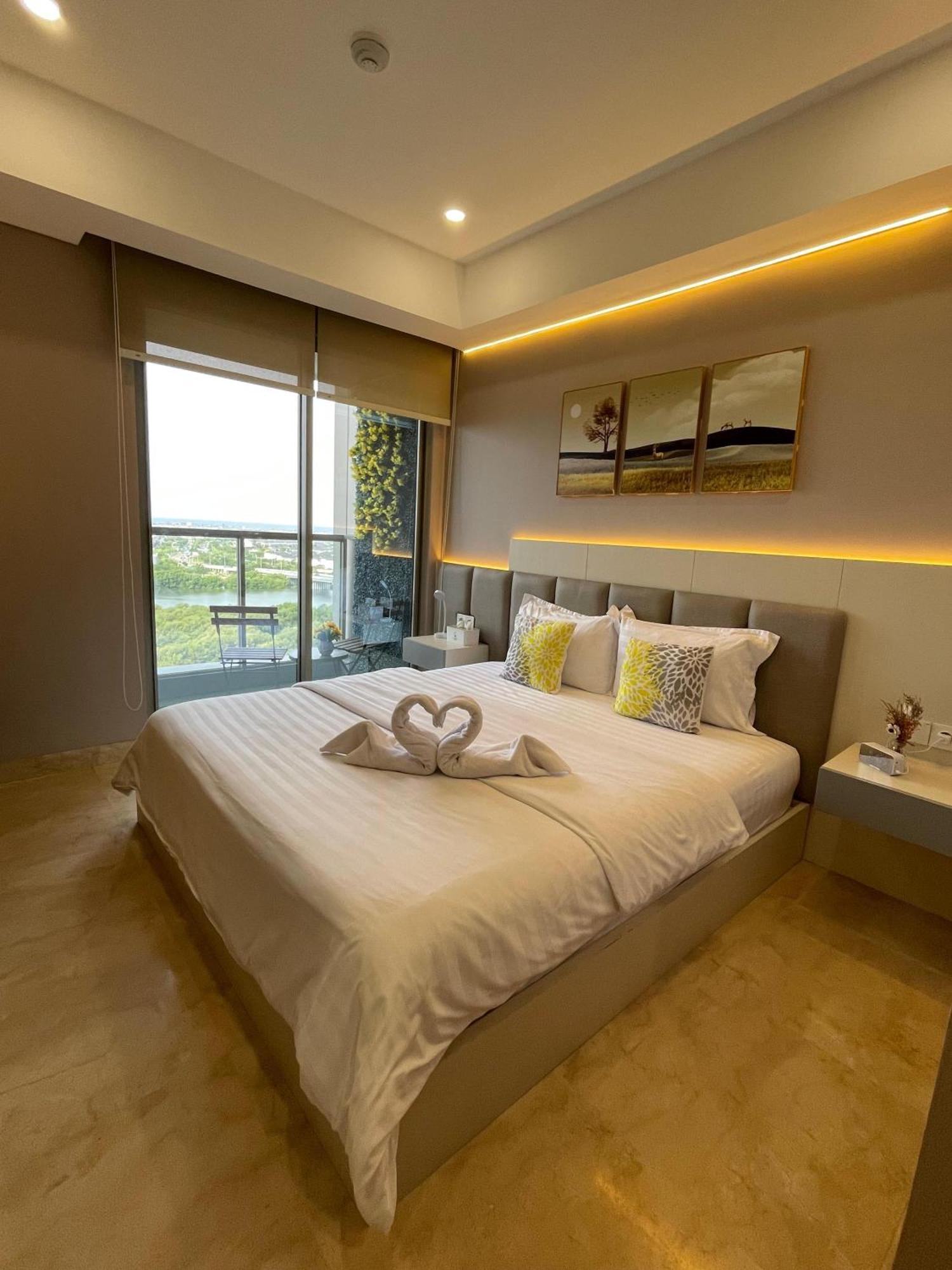 Studio Sea View Apartment At Gold Coast Pik By Mysweethome Jakarta Eksteriør bilde