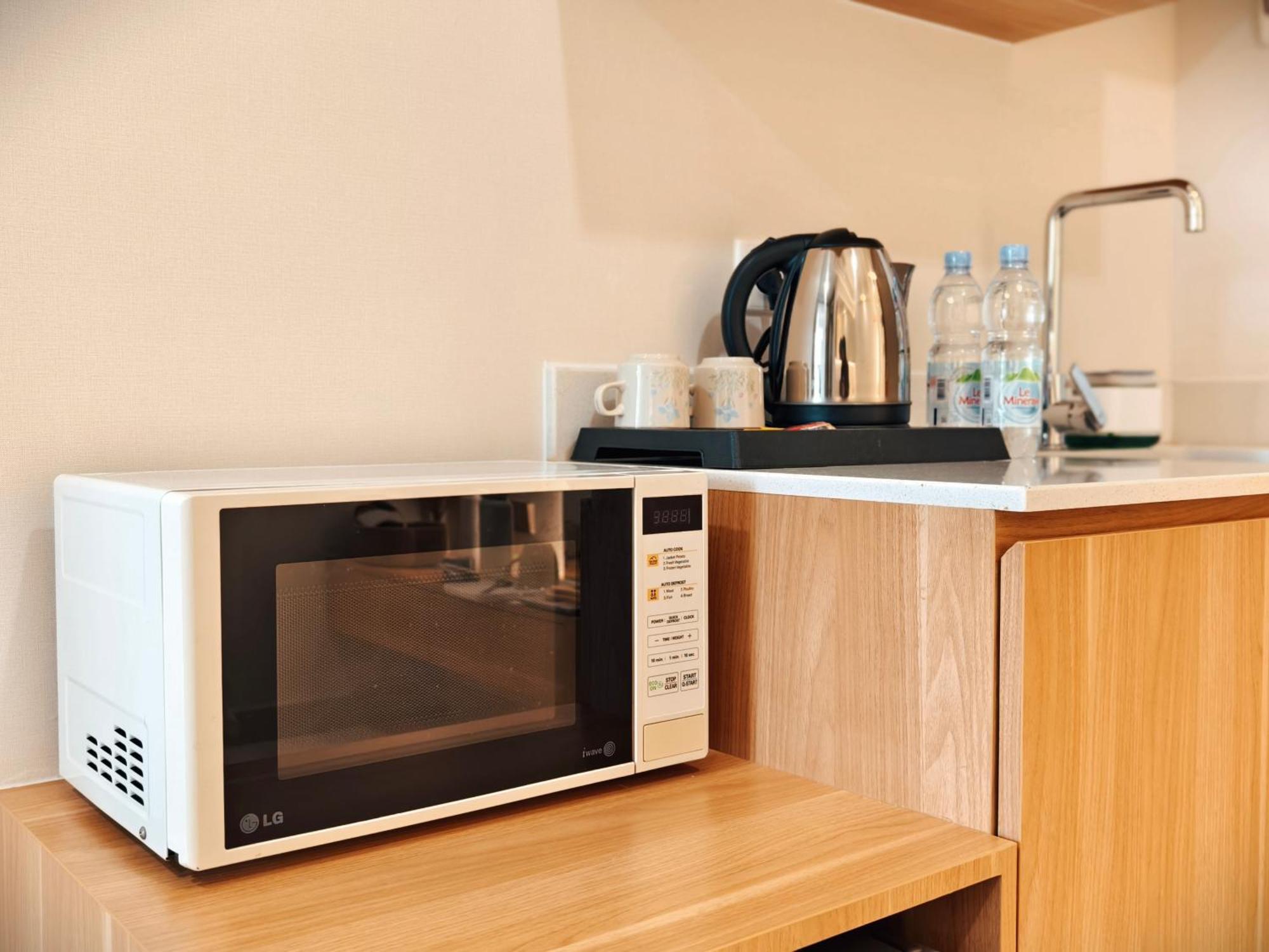 Studio Sea View Apartment At Gold Coast Pik By Mysweethome Jakarta Eksteriør bilde